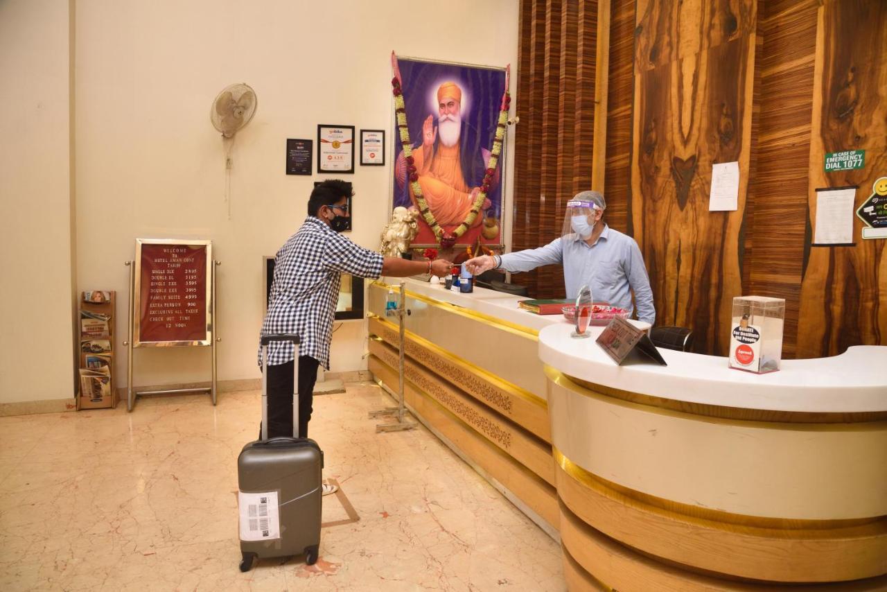Aman Continental - 2Mins From Railway Station And 5 Mins From Metro Hotell New Delhi Exteriör bild