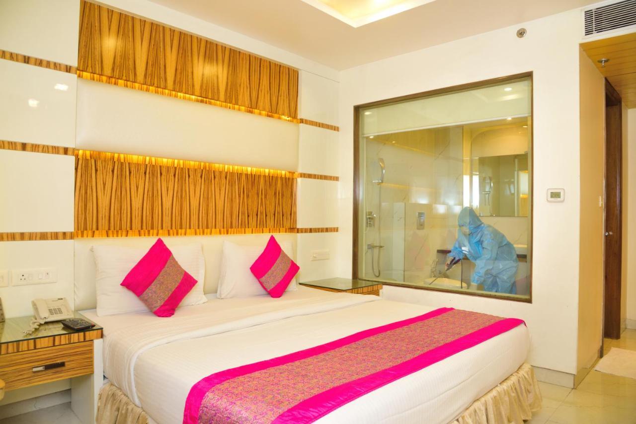 Aman Continental - 2Mins From Railway Station And 5 Mins From Metro Hotell New Delhi Exteriör bild