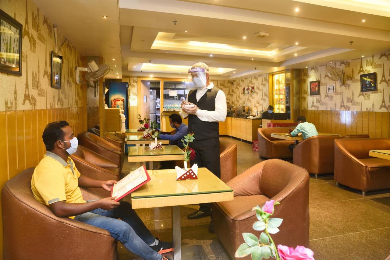 Aman Continental - 2Mins From Railway Station And 5 Mins From Metro Hotell New Delhi Exteriör bild