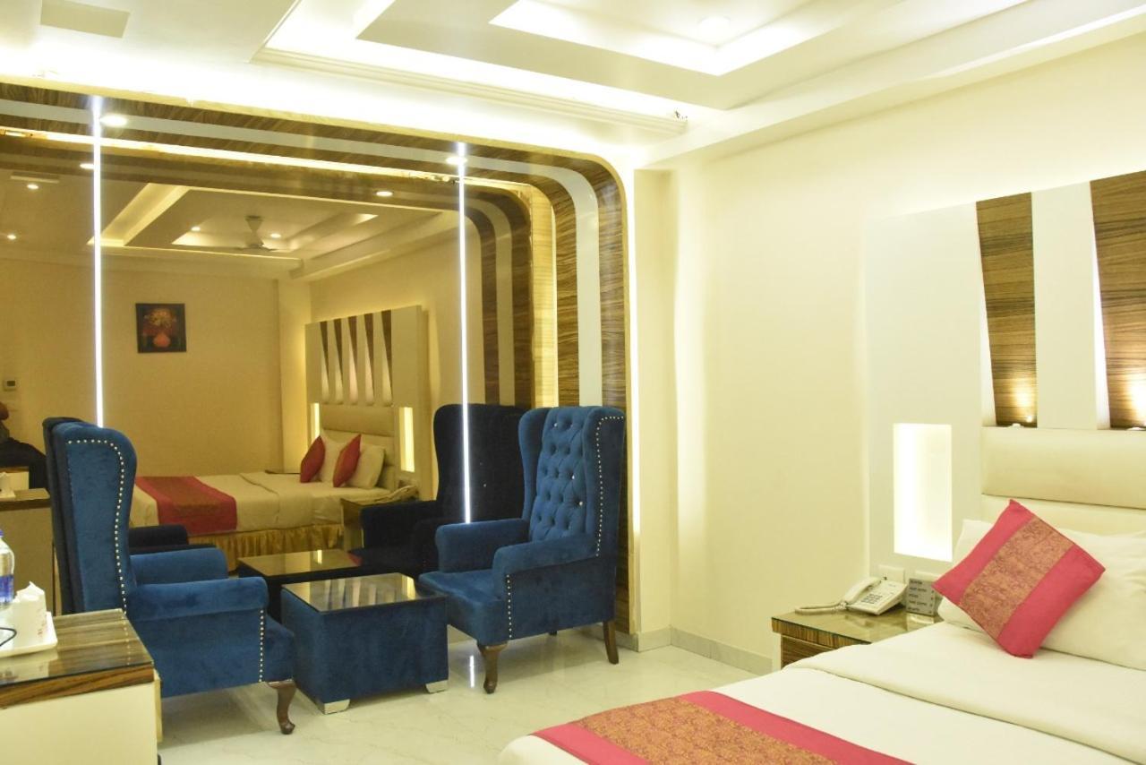 Aman Continental - 2Mins From Railway Station And 5 Mins From Metro Hotell New Delhi Exteriör bild