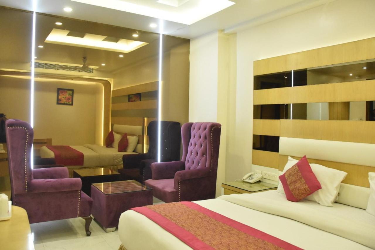 Aman Continental - 2Mins From Railway Station And 5 Mins From Metro Hotell New Delhi Exteriör bild