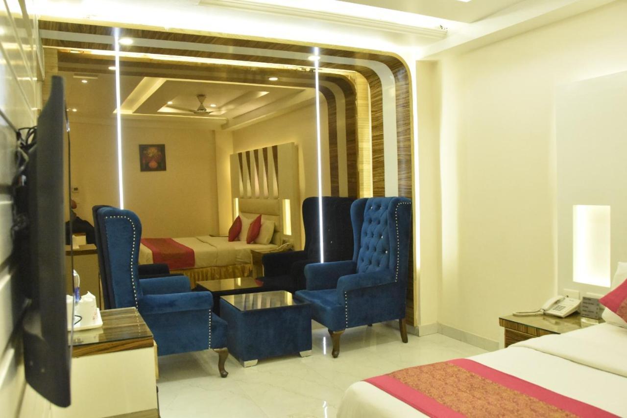 Aman Continental - 2Mins From Railway Station And 5 Mins From Metro Hotell New Delhi Exteriör bild
