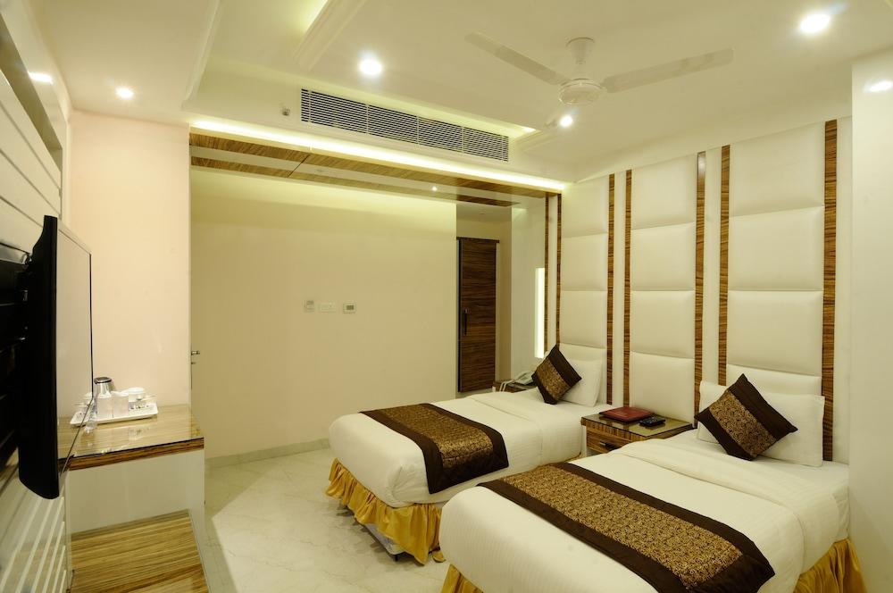 Aman Continental - 2Mins From Railway Station And 5 Mins From Metro Hotell New Delhi Exteriör bild