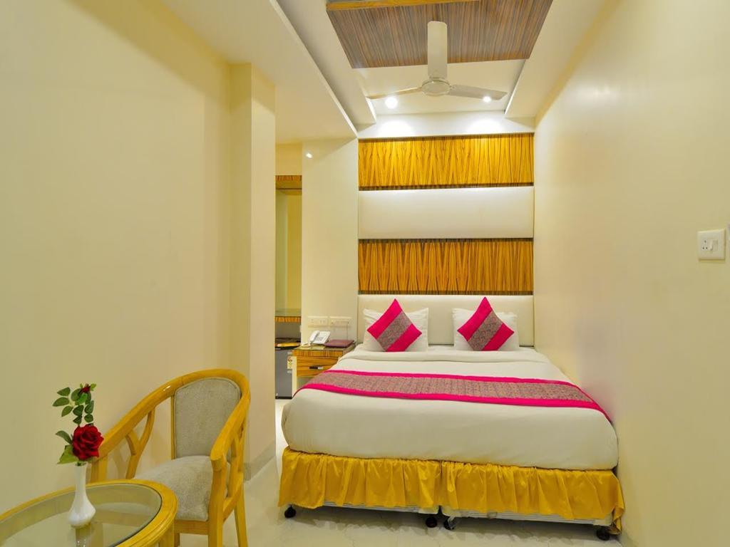 Aman Continental - 2Mins From Railway Station And 5 Mins From Metro Hotell New Delhi Exteriör bild